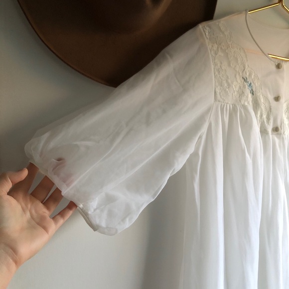 True Vintage sheer balloon sleeves night gown robe - Picture 5 of 9